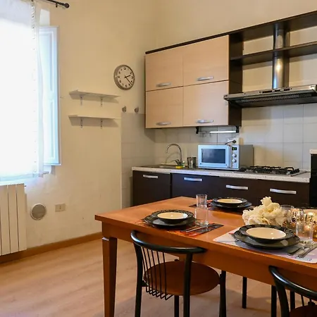 2- San Francesco Flat Apartment *